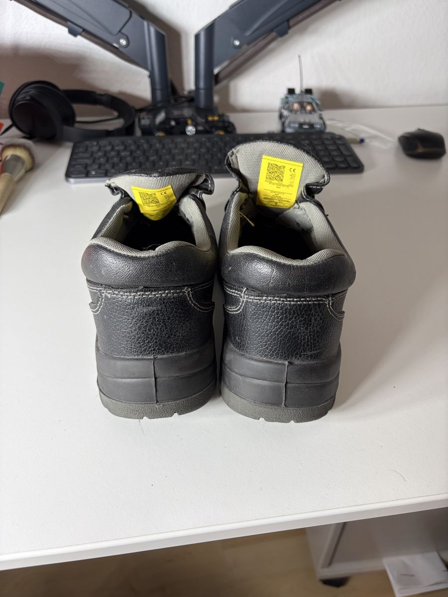 Scarpe da uomo: Sicherheitsschuhe Safety Jogger Grösse 41 S3 SRC – Usato da Windisch venduto da Darikin 2