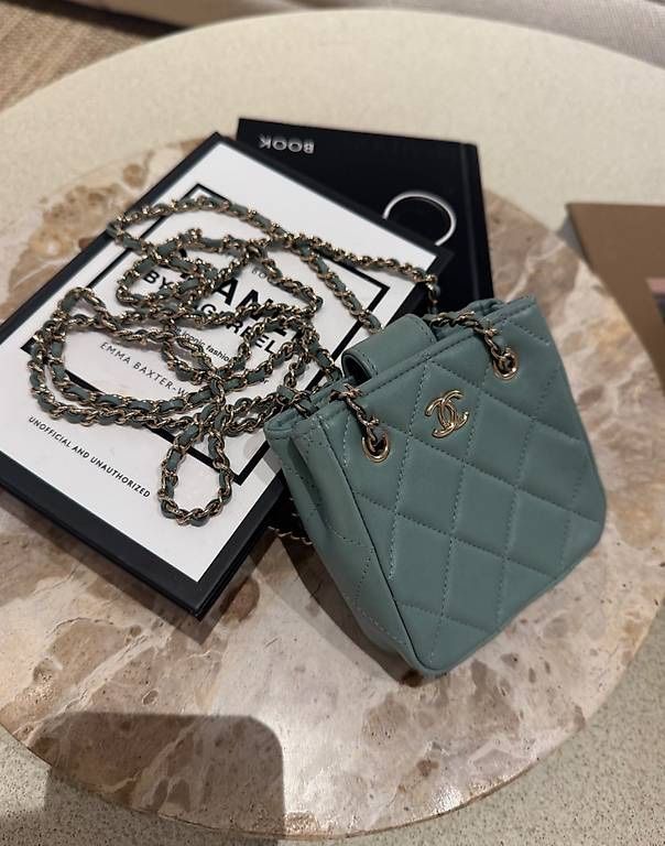Chanel Taschen: CHANEL TASCHE MINT – Neu (gemäss Beschreibung) aus Schwyz von bofb 1