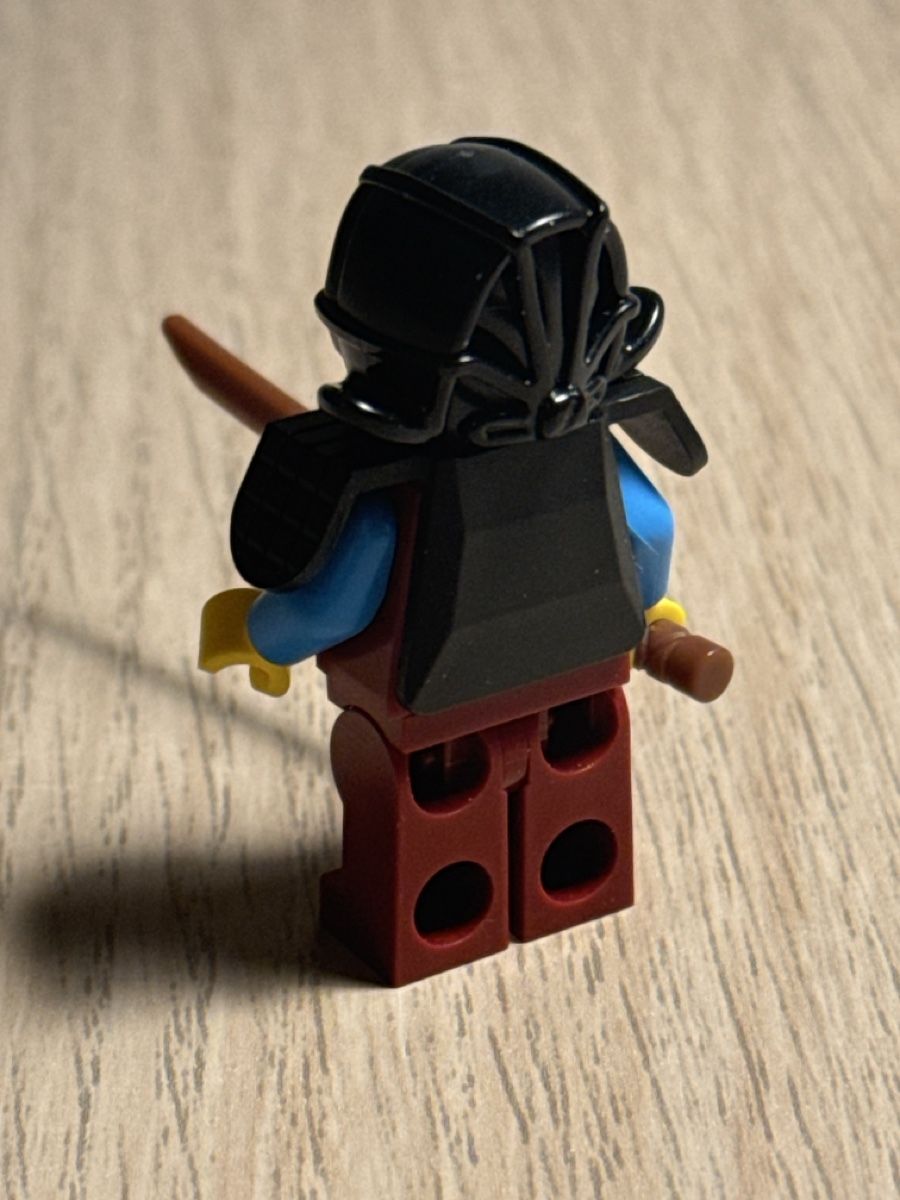 Lego Statuette: Lego Minifigur Kendo Kämpferin – Usato da Neuhausen am Rheinfall venduto da mic_m9bp 2