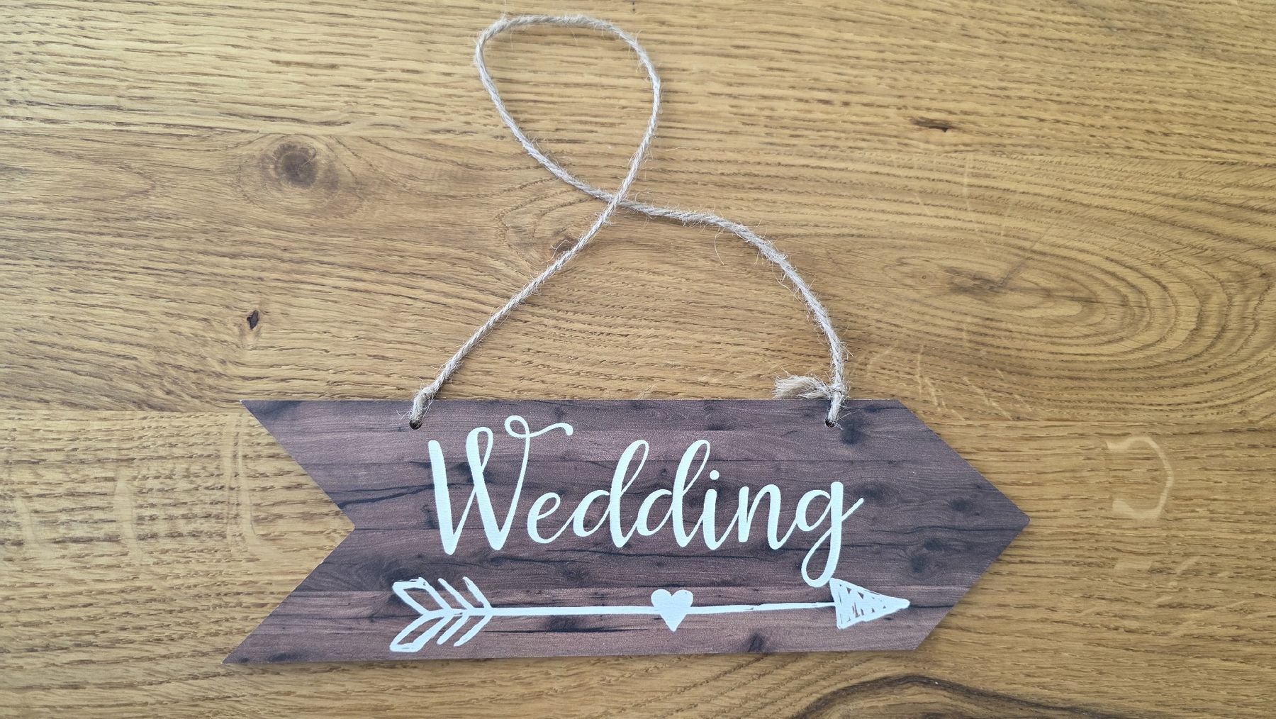 Tutte le decorazioni: Rustikales Hochzeitsschild "Wedding" mit Holzoptik – Nuovo (secondo la descrizione) da Lohn-Ammannsegg venduto da Therealgodfather 1