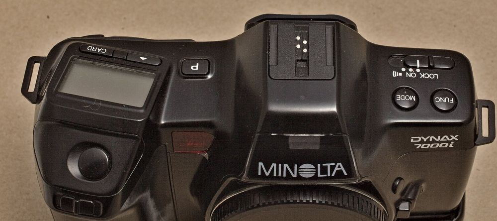 Minolta Fotocamera: Spiegelreflexkamera Minolta Dynax 7000i (1988-1991) – Usato da Reinach BL venduto da Thomas_Basel 1