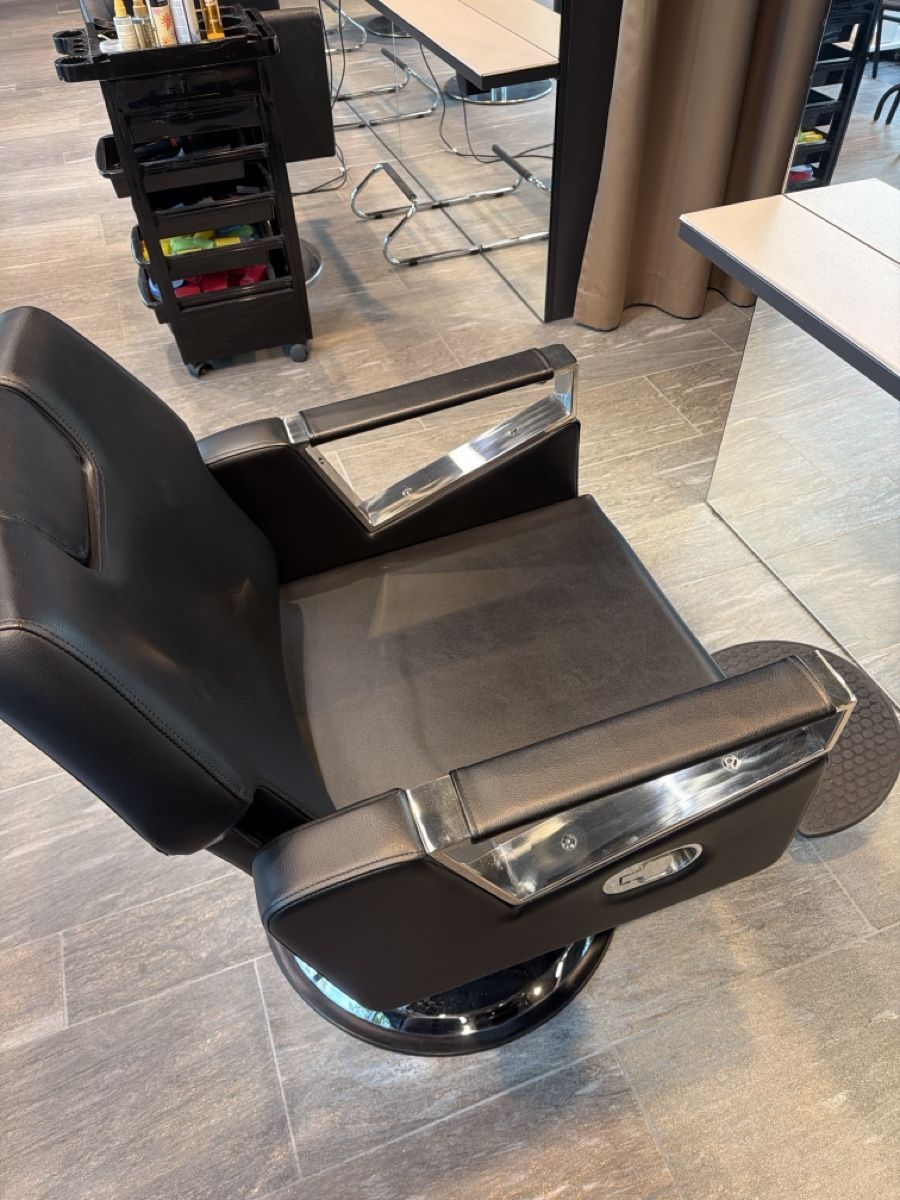 Stühle: Barber stuhl – Neu (gemäss Beschreibung) aus Zürich von lec_wt98