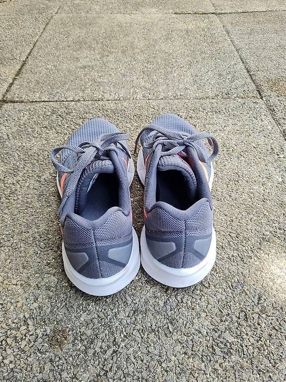 Scarpe da donna: Nike Sneaker Gr. 38 – Usato da La Heutte venduto da tau_5vvl 2