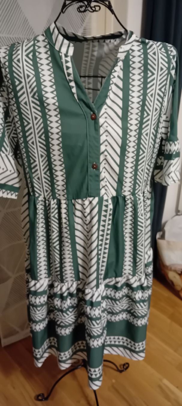 Vestiti: kleid gr L – Nuovo (secondo la descrizione) da zürich venduto da janjaz