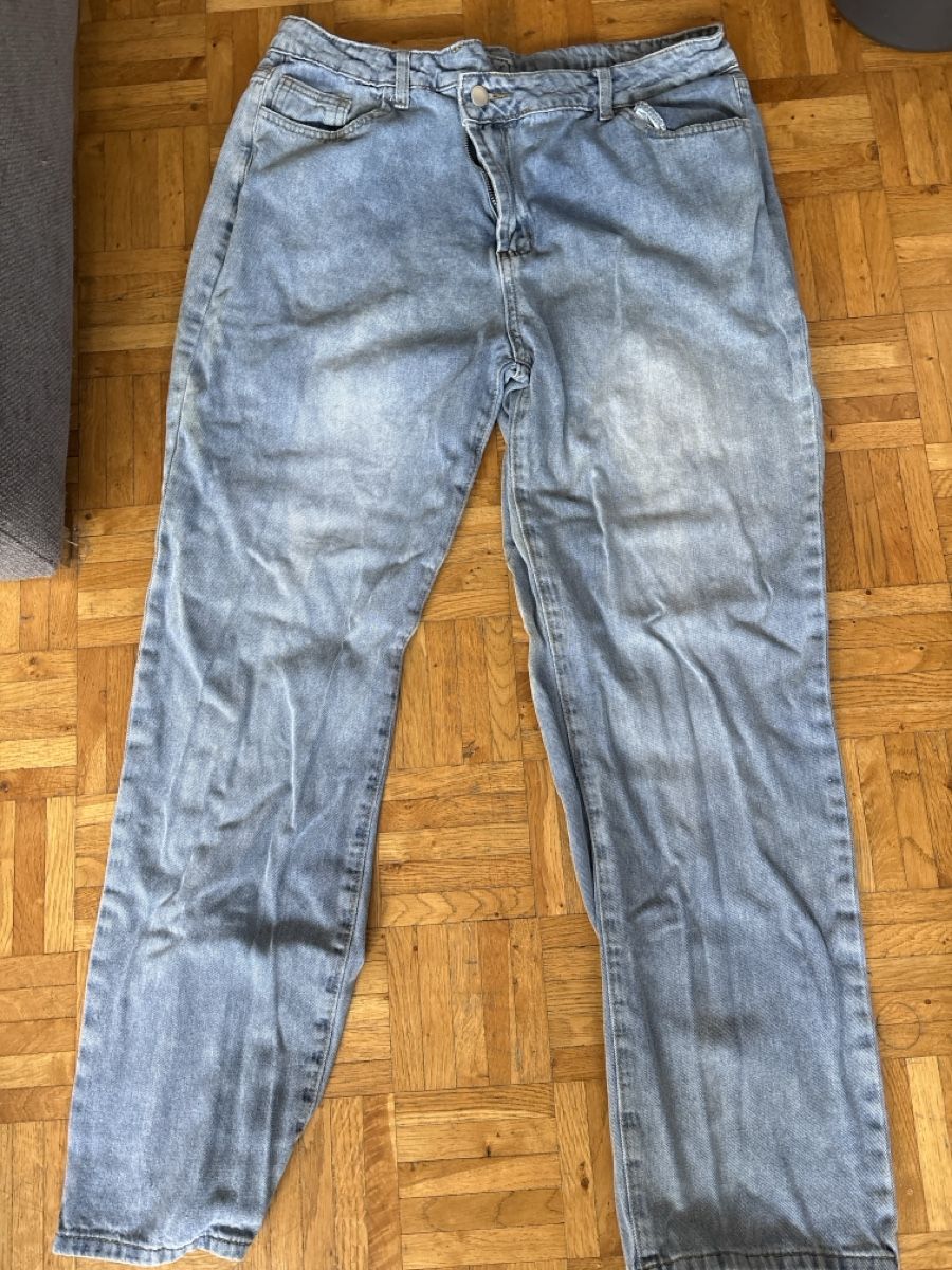 Jeans: Jean Mom clair - Taille haute – Usato da Lausanne venduto da sio_7ckb