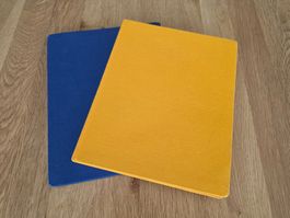 2 leere Kassenbücher (22x17.5)