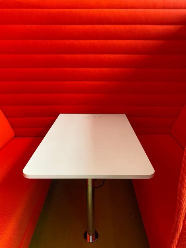 Divani: Vitra Alcove Cabin rot – Usato da St. Gallen venduto da MSMoebelhandel 1