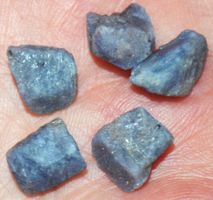 Mineralien Set L-8477 – 5 Stück Korund Saphir 33.50 Karat