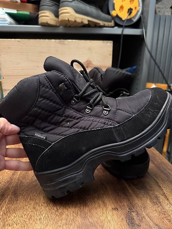 Herrenschuhe: Chaussures d'hiver Skandia Pointure 40  – Gebraucht aus Versoix von Tamaze47