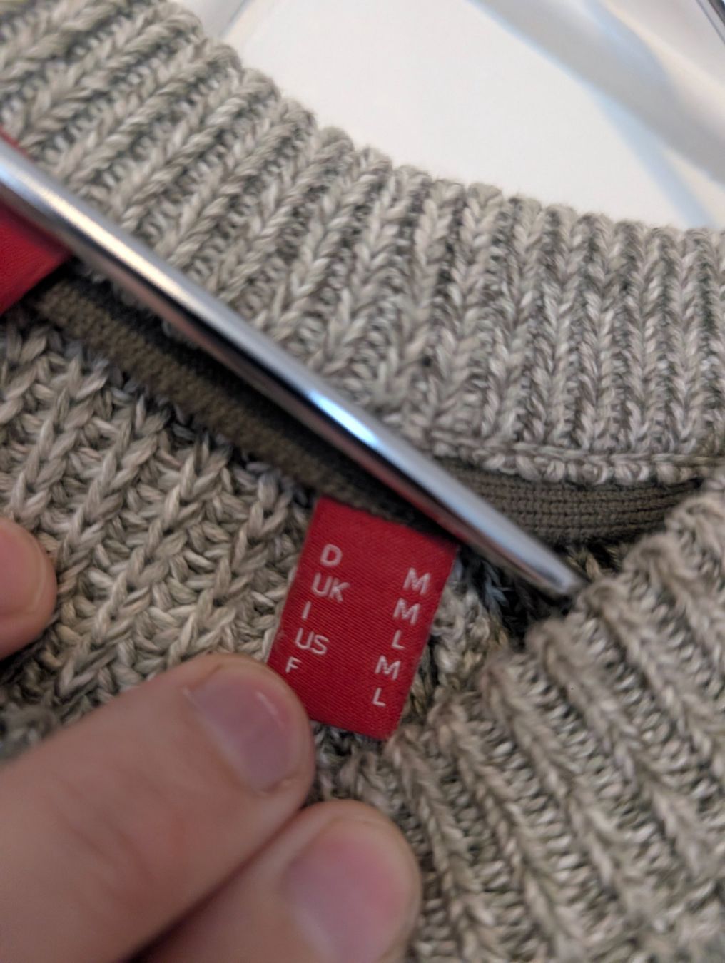 Maglioni & Felpe: Esprit Grobstrick Winterpullover grau M – Usato da St.Gallen venduto da primito 2