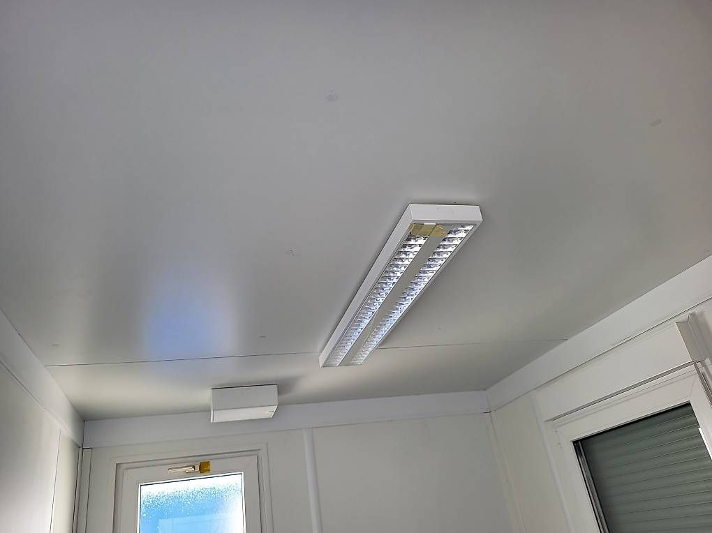 Contenitori edile: 10' Bürocontainer Neu! – Usato da Laufen venduto da BischagAG 4