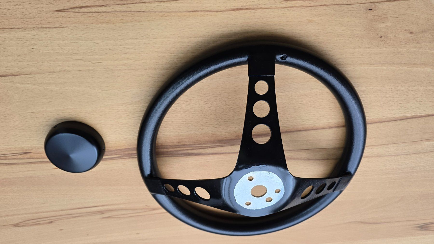 Tutti pezzi di ricambio auto: Grand Lenkrand 31cm Schwarz – Nuovo (secondo la descrizione) da Winznau venduto da johny_wayne 5