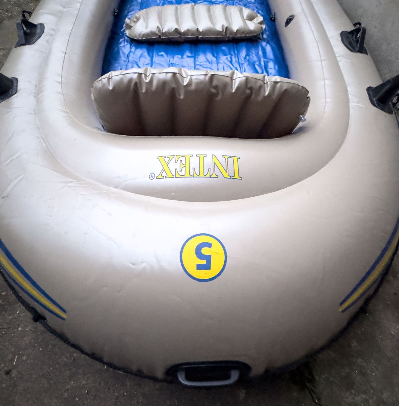 Barche: Gummiboot Schlauchboot Intex Exkursion 5 inkl. Zubehör – Usato da Biel/Bienne venduto da tim_pww5 3