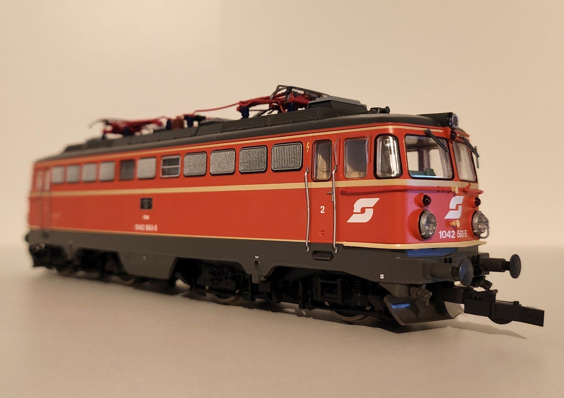 Roco Trains électriques: Roco ÖBB Rh 1042 DCC Sound – D'occasion à Wittenwil par ced_q8j7 5