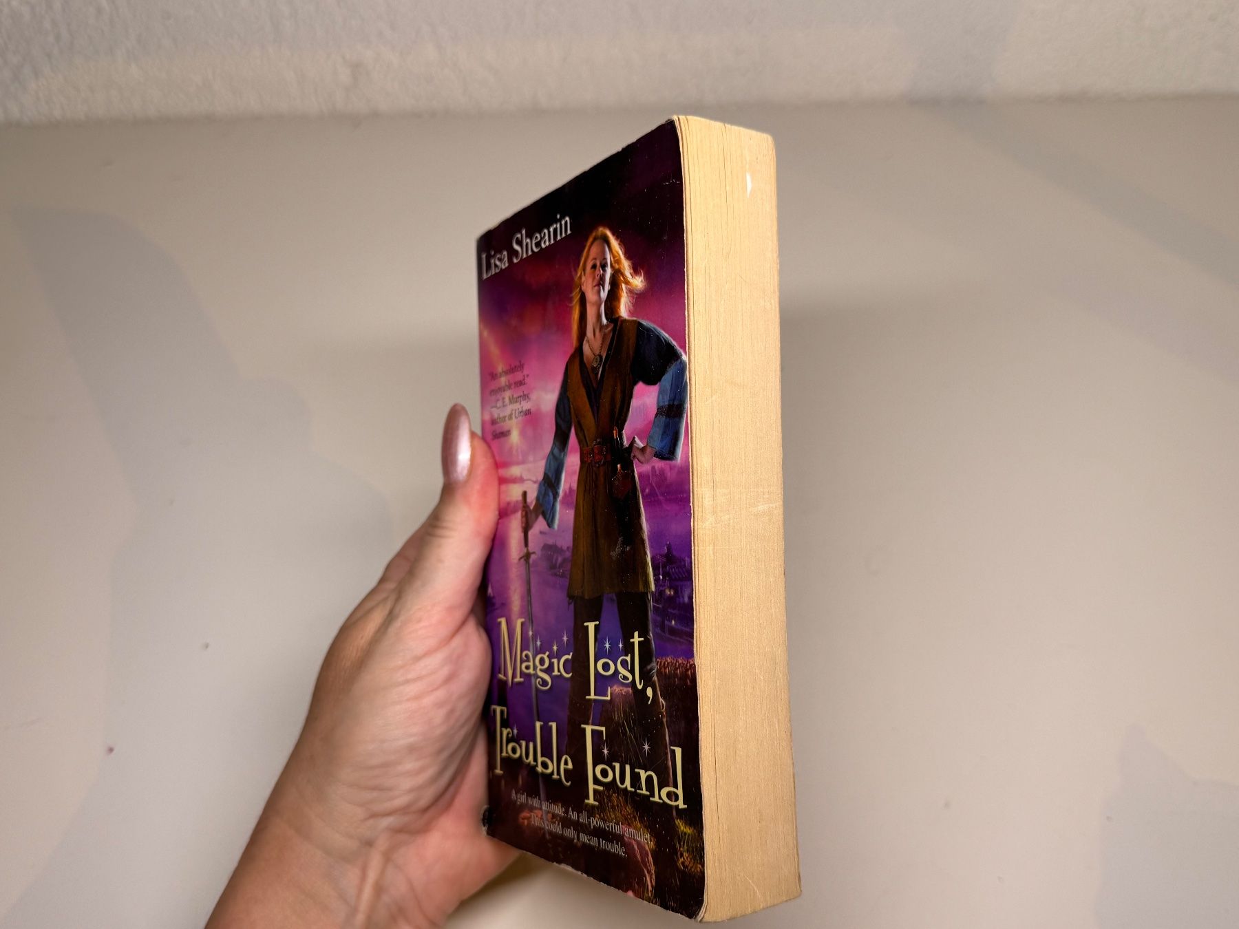 Bücher: NOVEL: Lisa Shearin, Magis Lost Trouble Found – Gebraucht aus Grosswangen von English_books 1