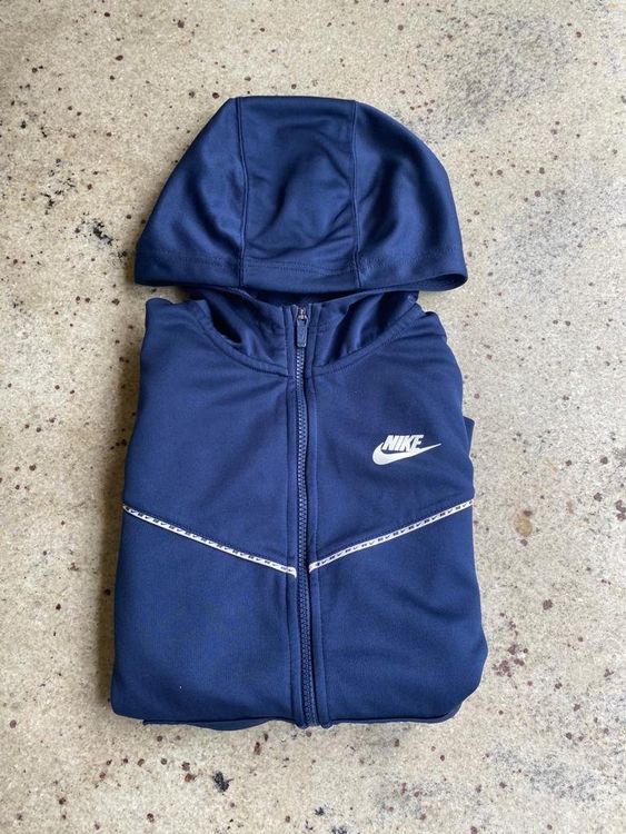 Nike tech fleece jacket | Kaufen auf Ricardo