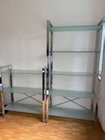 Bürotisch und 2 Regale (Glas) zu verkaufen