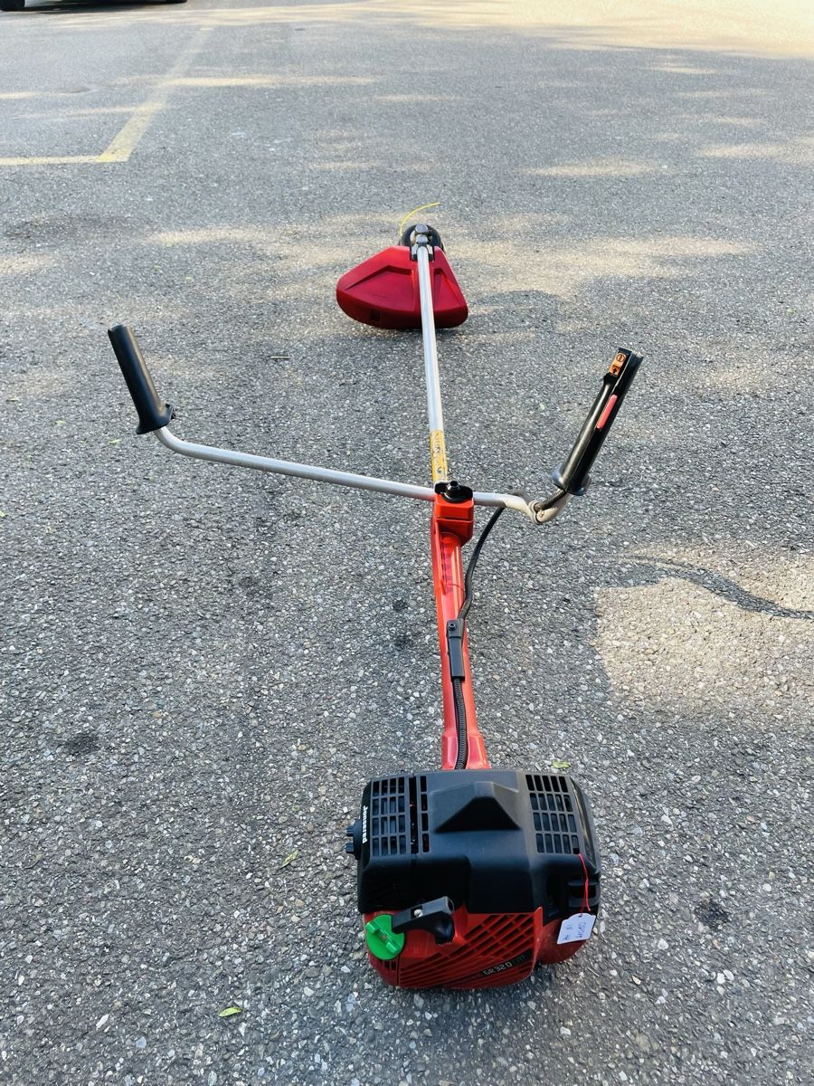 Husqvarna Tutti gli attrezzi: Rasentrimmer Jonsered GR320 – Usato da Würenlos venduto da Shop_Shop 4