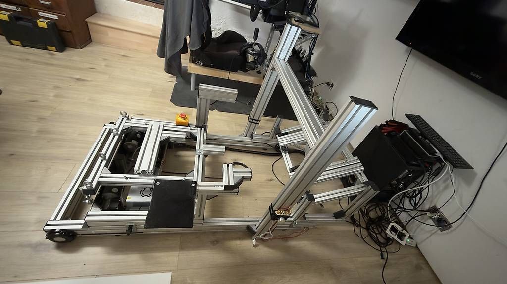 Tutte le macchine: Châssis simracing dynamique 2DOF sans accessoires – Usato da Eclagnens venduto da grandchamps 2