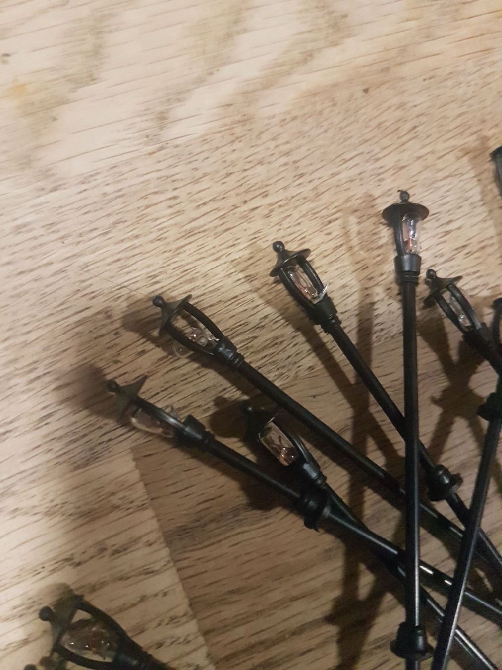 Modellini di ferrovie: Lot de 10 lampes noires – Nuovo e nell'imballaggio originale da Saxon venduto da Sebdem 2