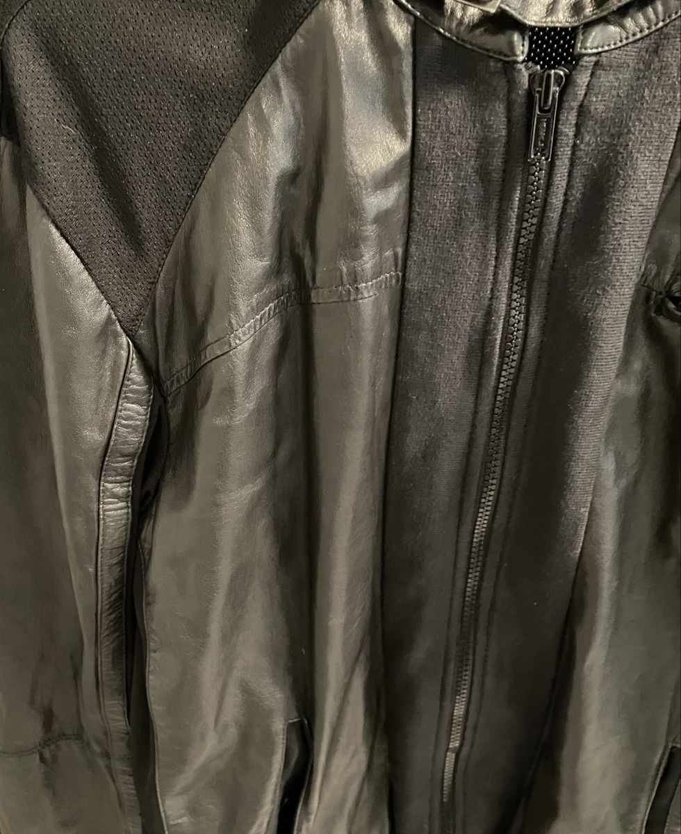 Armani Vestes: Armani Jacket Leather Black Used – D'occasion à Buchs AG par Zila45 2