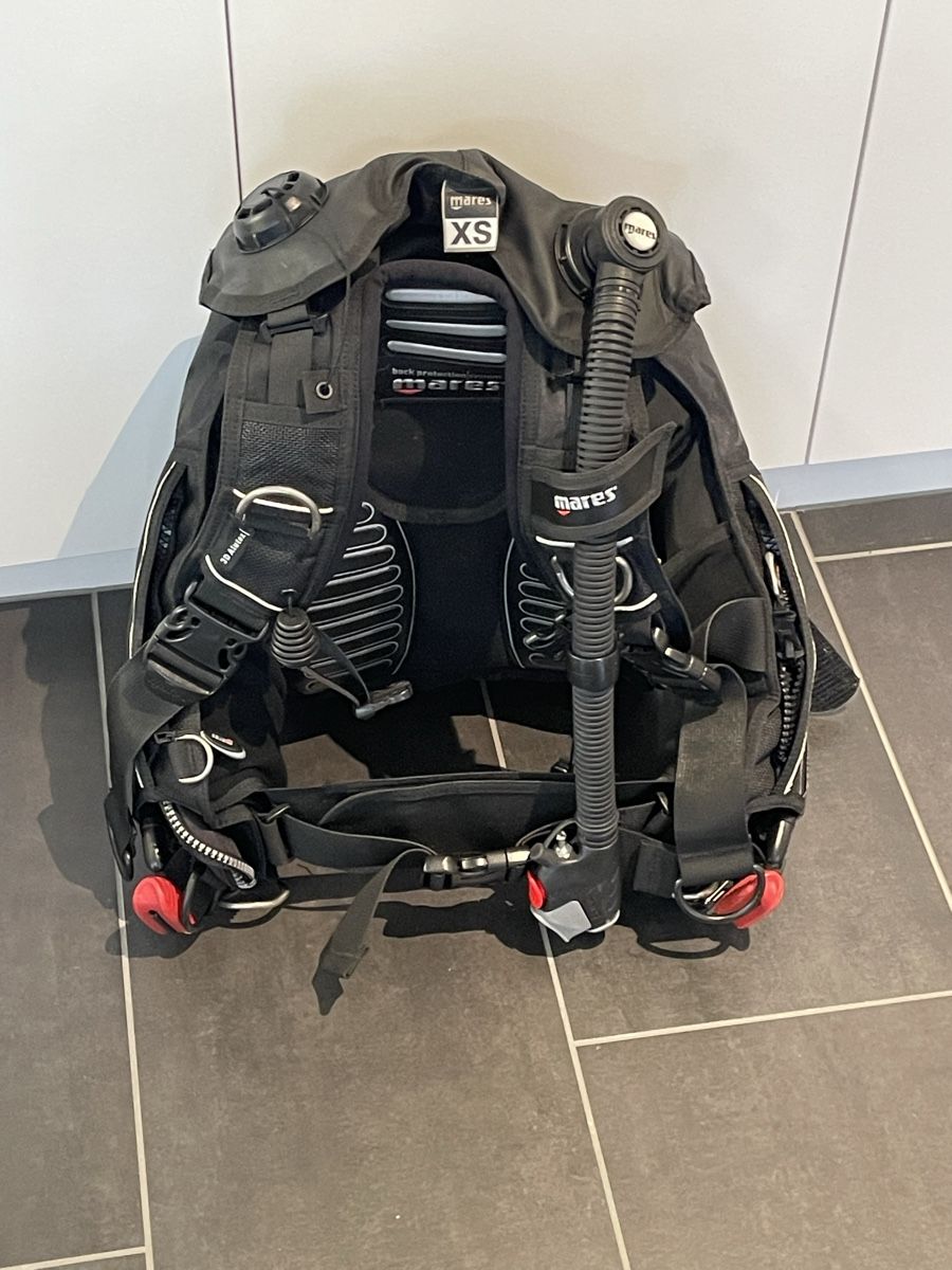 Mares Respiratori & Giubbotti: Mares Dragon Tarierjacket (Größe XS) – Usato da Böckten venduto da Dive-green