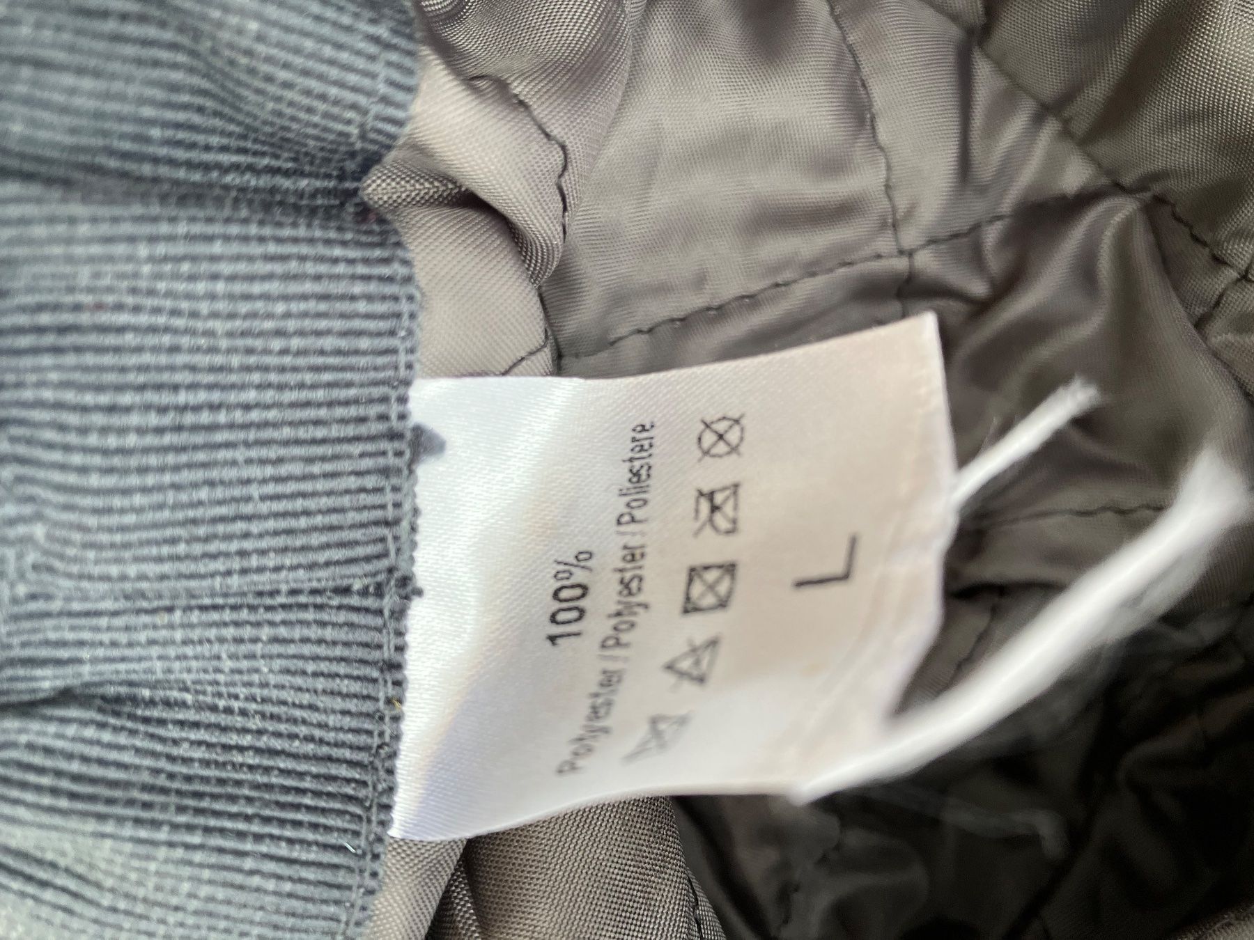 Copricapi, berretti & cappellini: Schicker warmer Damenhut – Nuovo (secondo la descrizione) da Ostermundigen venduto da bea_pjw9 3