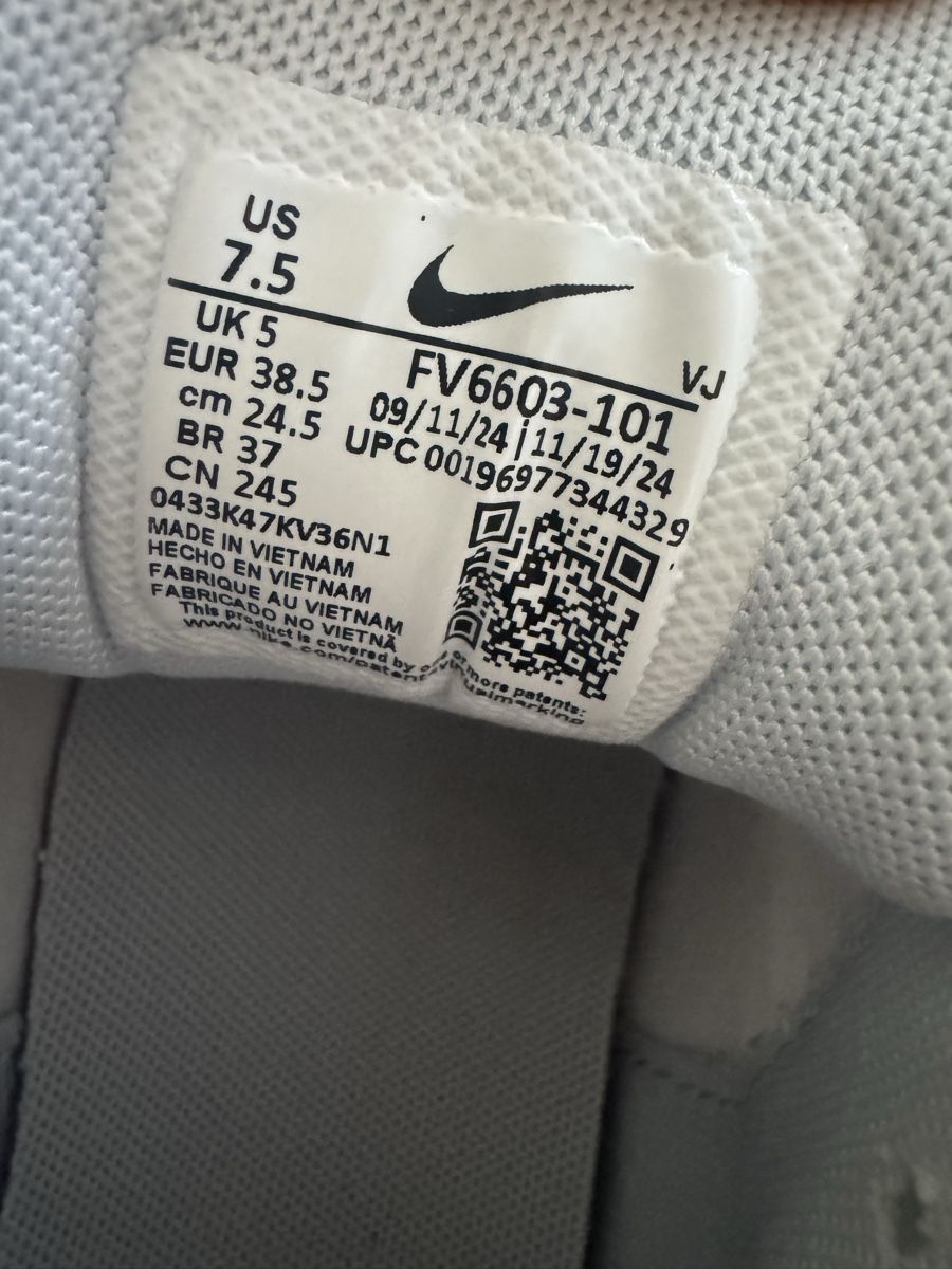 Nike Scarpe da uomo: Nike P-6000 Sneaker - white/pure platinum/grey – Nuovo (secondo la descrizione) da Bern venduto da raf_k5wq 2