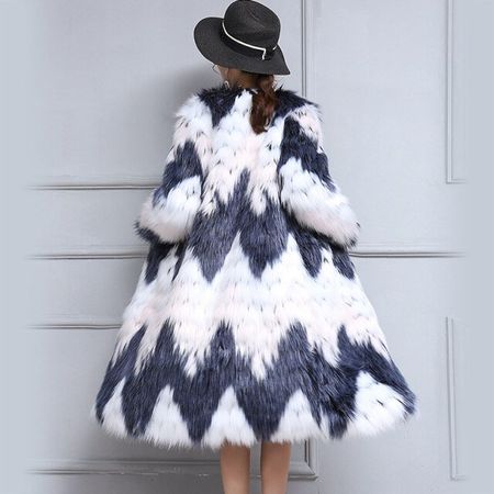 NEZARUTTI Beautiful Faux Fur it looks like real fur!