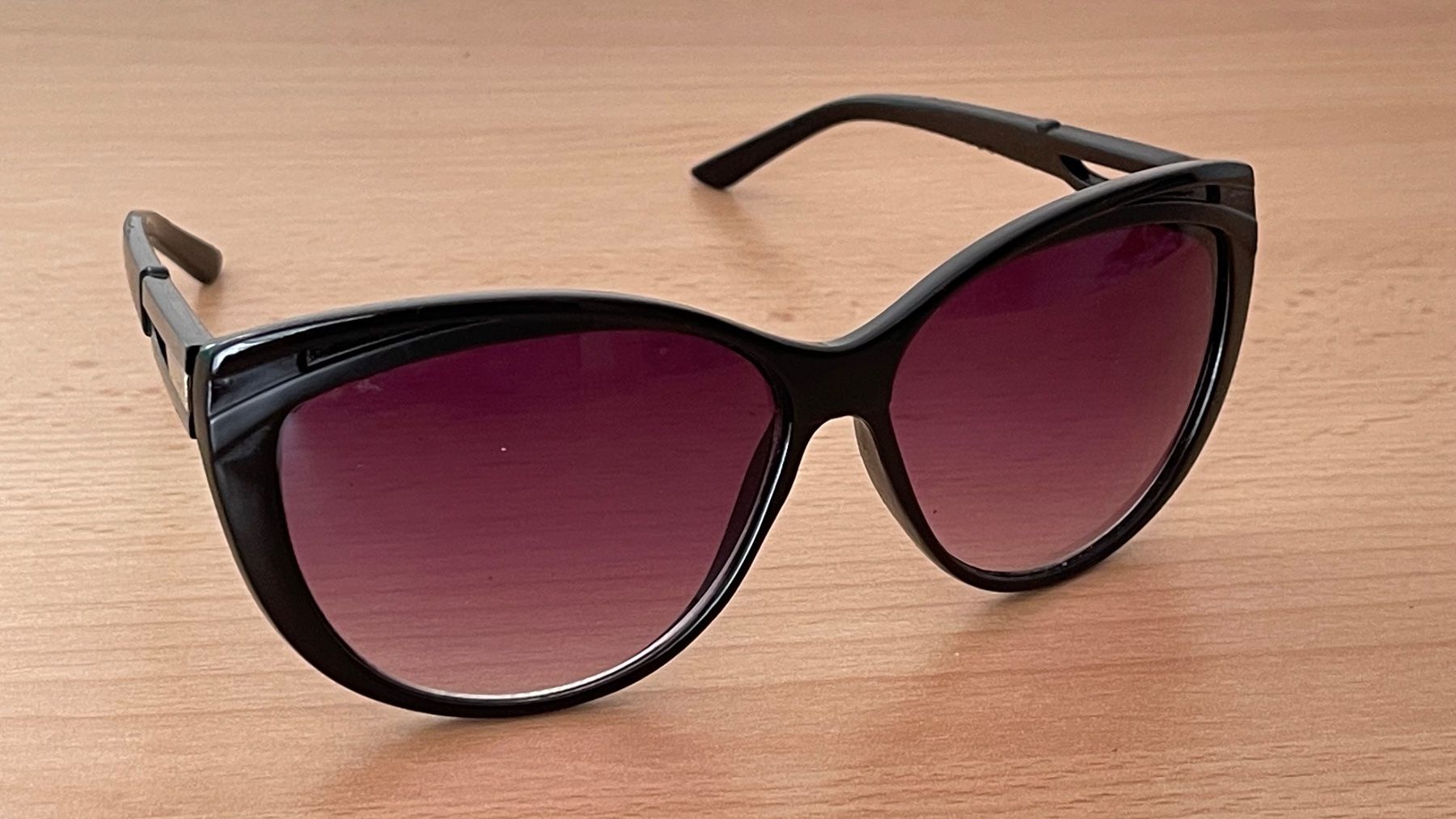 Max Mara Brillen & Gläser: Cat-eye Max Mara Stil /NP45CHF Sonnenbrille – Neu (gemäss Beschreibung) aus Kölliken von Hap-7 7