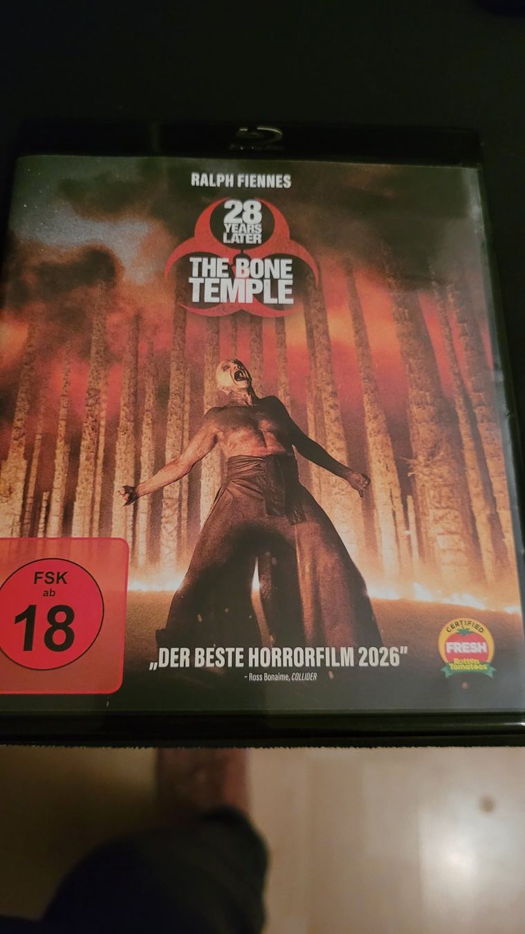 Tutti i DVDs: 28 YEARS LATER - THE BONE TEMPLE – Usato da Aarau venduto da DonAppetito 1