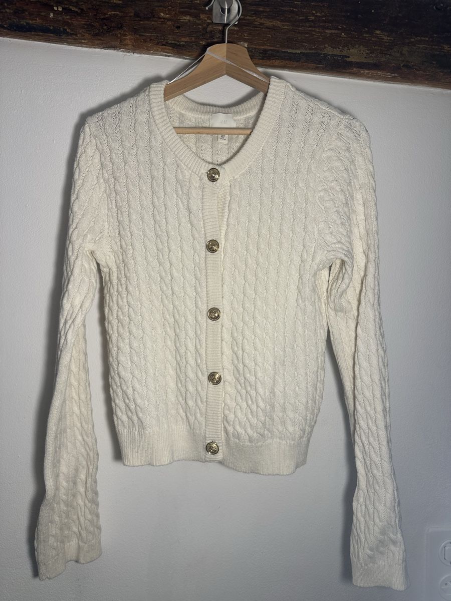 H&M Jacken: Hochwertiges Cardigan von H&M – Neu (gemäss Beschreibung) aus Zürich von mbu_5f9r