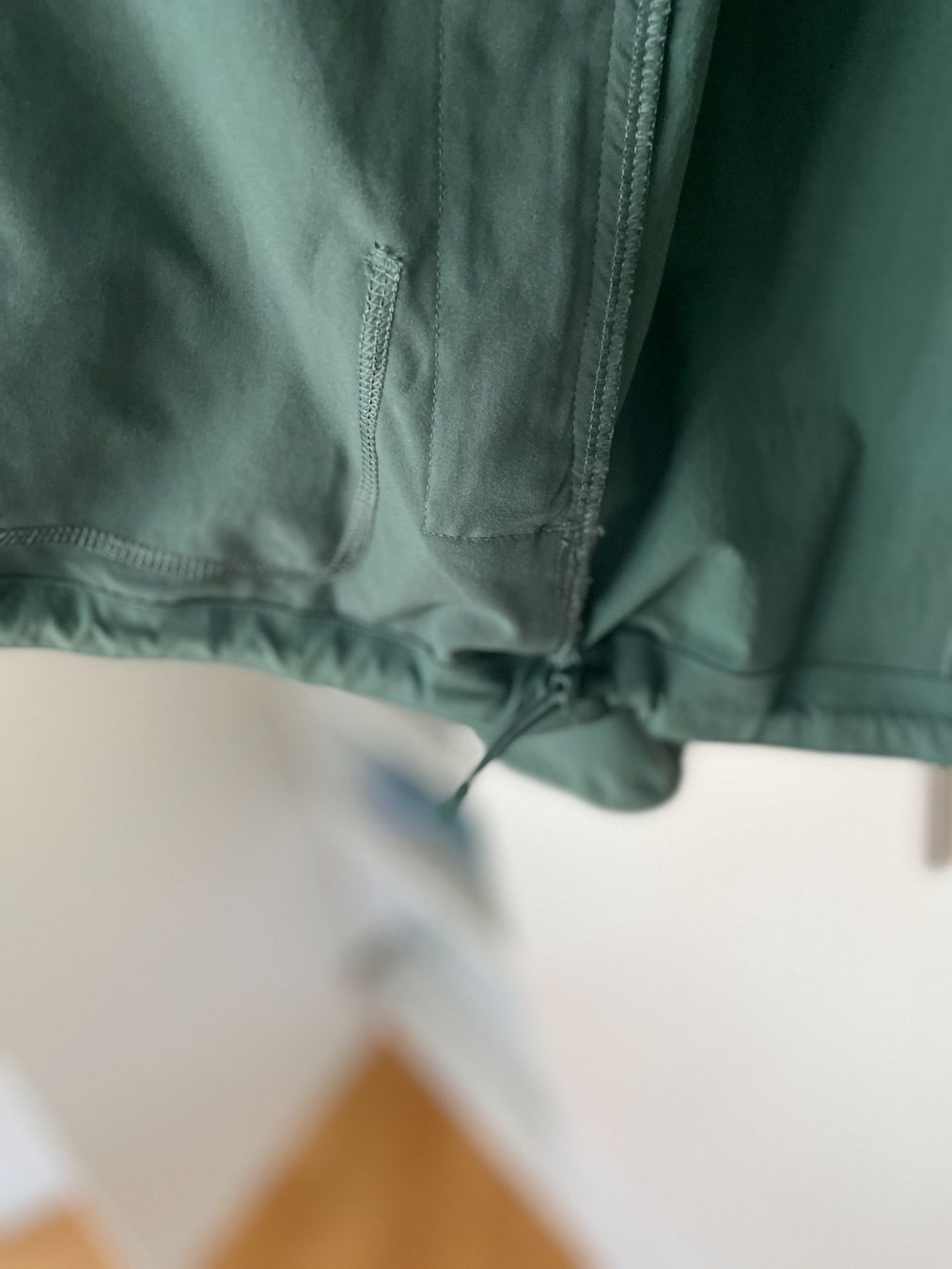 Lululemon Vestes: Herrenjacke Lululemon (Freizeit / Golf) – D'occasion à Zürich par pba_original 4