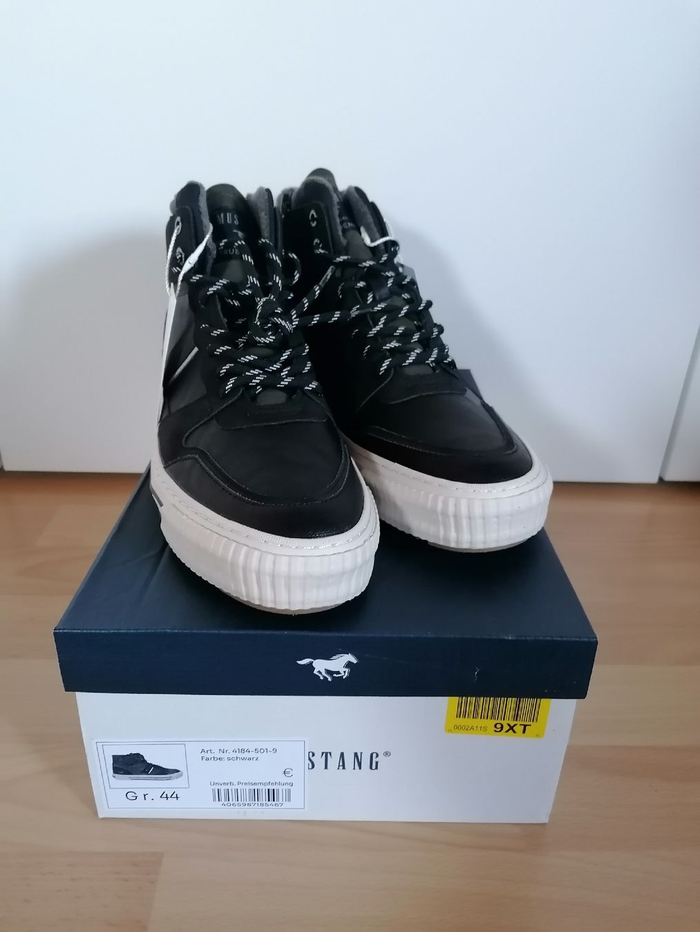 Mustang Scarpe da uomo: Mustang Herren Herbstsneaker Neu Gr.44 – Nuovo e nell'imballaggio originale da Visp venduto da hutter88 4