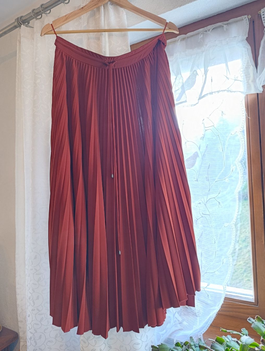 Max Mara Gonne: jupe plissée max Mara corail XL – Nuovo (secondo la descrizione) da Monthey venduto da 04Elisa 1