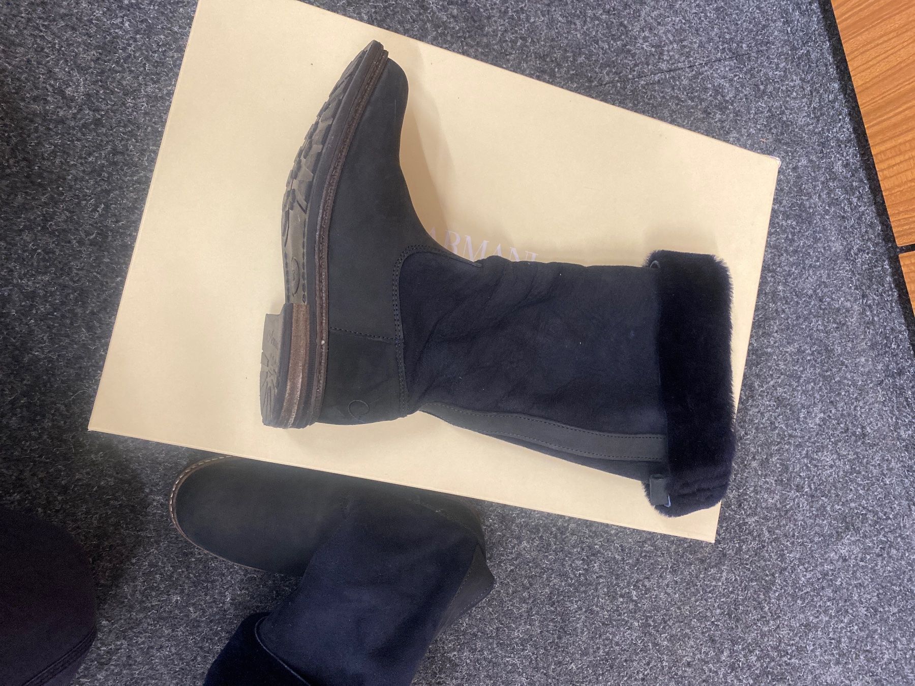 Armani Scarpe per ragazze: neue Giorgio Armani Winterstiefel 32 blau – Nuovo e nell'imballaggio originale da Lachen SZ venduto da LuganoLugano 3