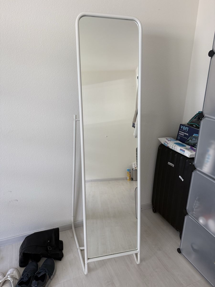 Miroirs: Full length mirror with rack white used – D'occasion à Zürich par bil_l5d6