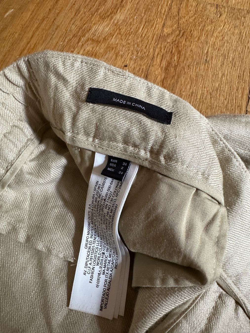 Massimo Dutti Pantaloni: MASSIMO DUTTI HOSE GR. 34/S – Usato da Zürich venduto da Swisspa 1