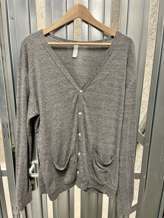 Leichter American Apparel Cardigan Gr. L