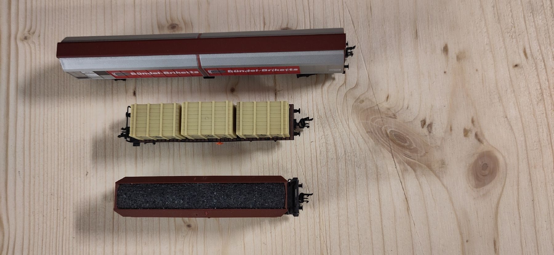 Hobbytrain Modellini di ferrovie: Güterwagen Spur N Hobbytrain Fleischmann Roco – Usato da Liebefeld venduto da robi15blue 3