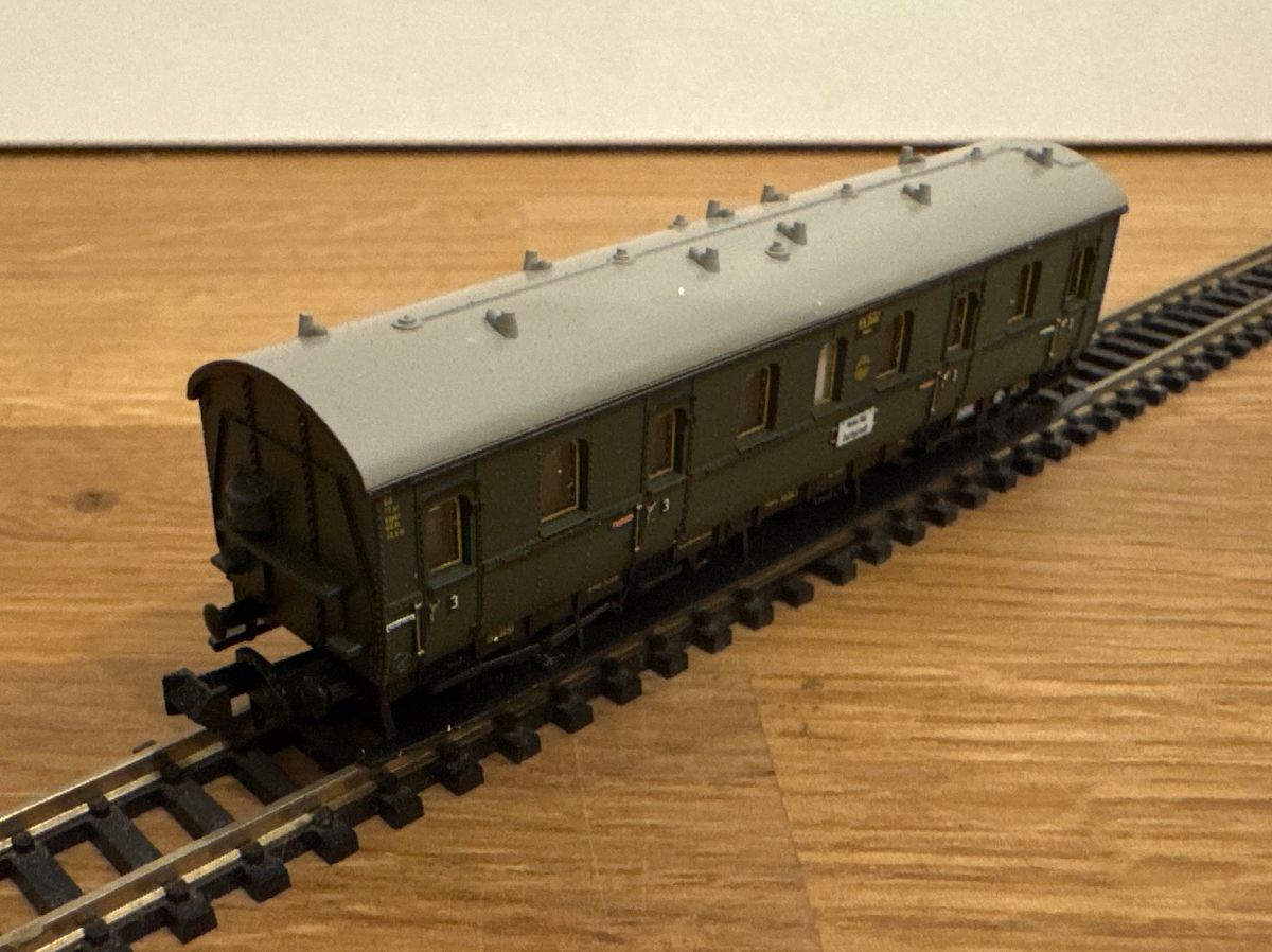 Trix Modellini di ferrovie: Minitrix 13302 DR Abteilwagen 3.Kl. – Nuovo e nell'imballaggio originale da Schlierbach venduto da Look8 2