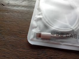 5 Neue USB-a Kabel für IPhone Originalverpackt,