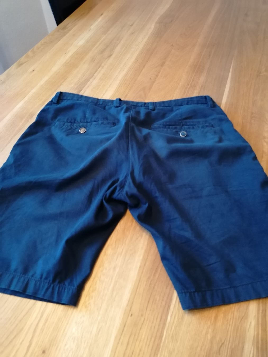 Pantaloni: Hosen Hugo Boss  – Usato da Adliswil venduto da Romanista1927