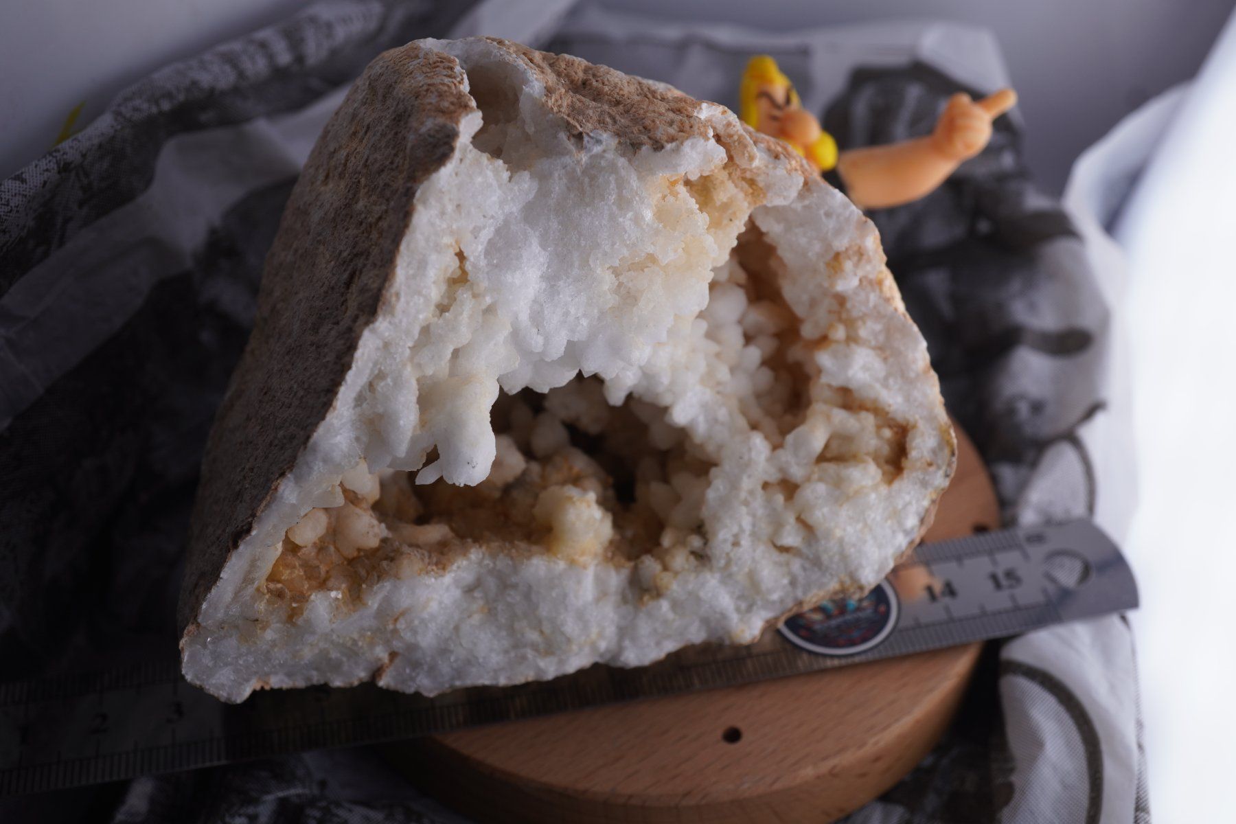 Mineralien & Heilsteine: Calcit Geode     Ab 1.- – Neu und originalverpackt aus Eschenbach SG von topstone 2