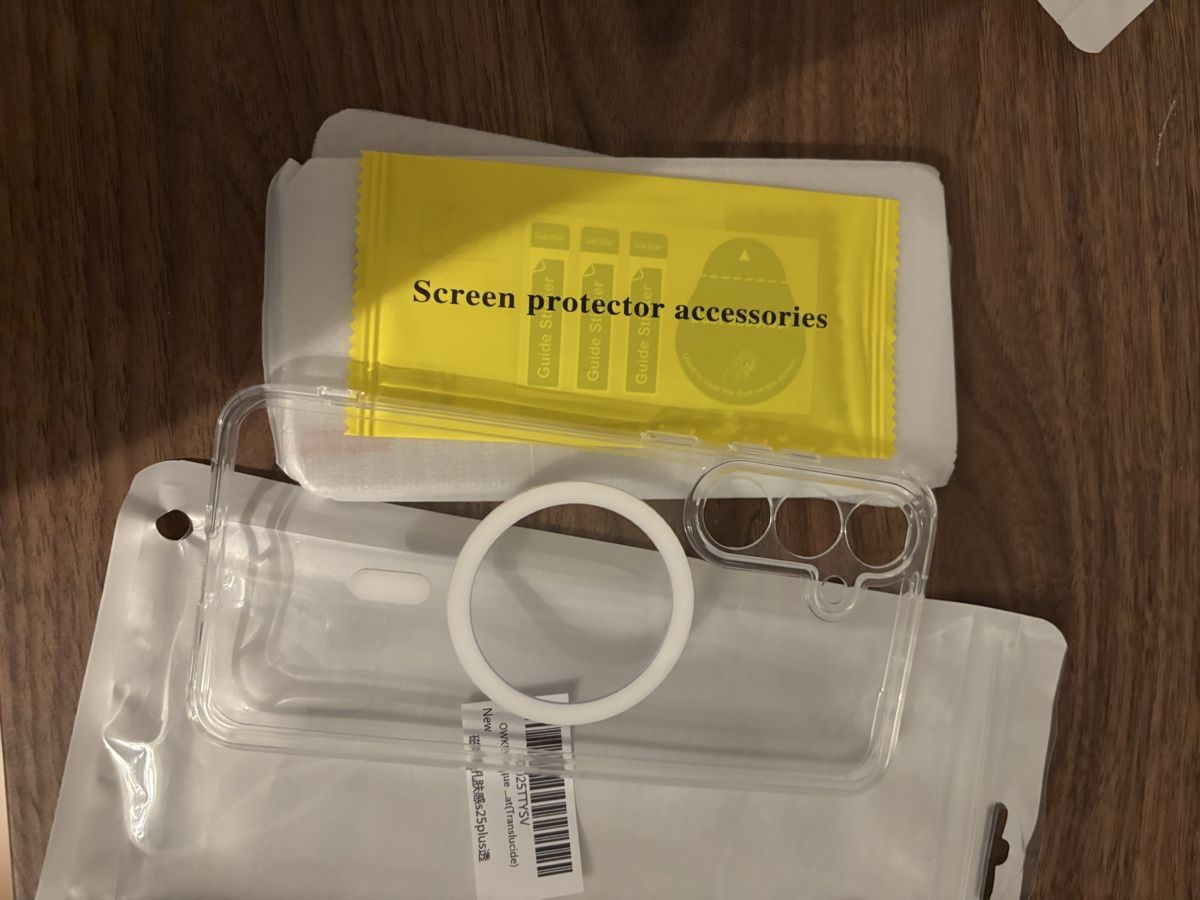 Samsung Cover & Protezioni schermo: Samsung Galaxy S25 Plus Hülle und Screenprotector – Nuovo e nell'imballaggio originale da Bern venduto da shiggyy 1