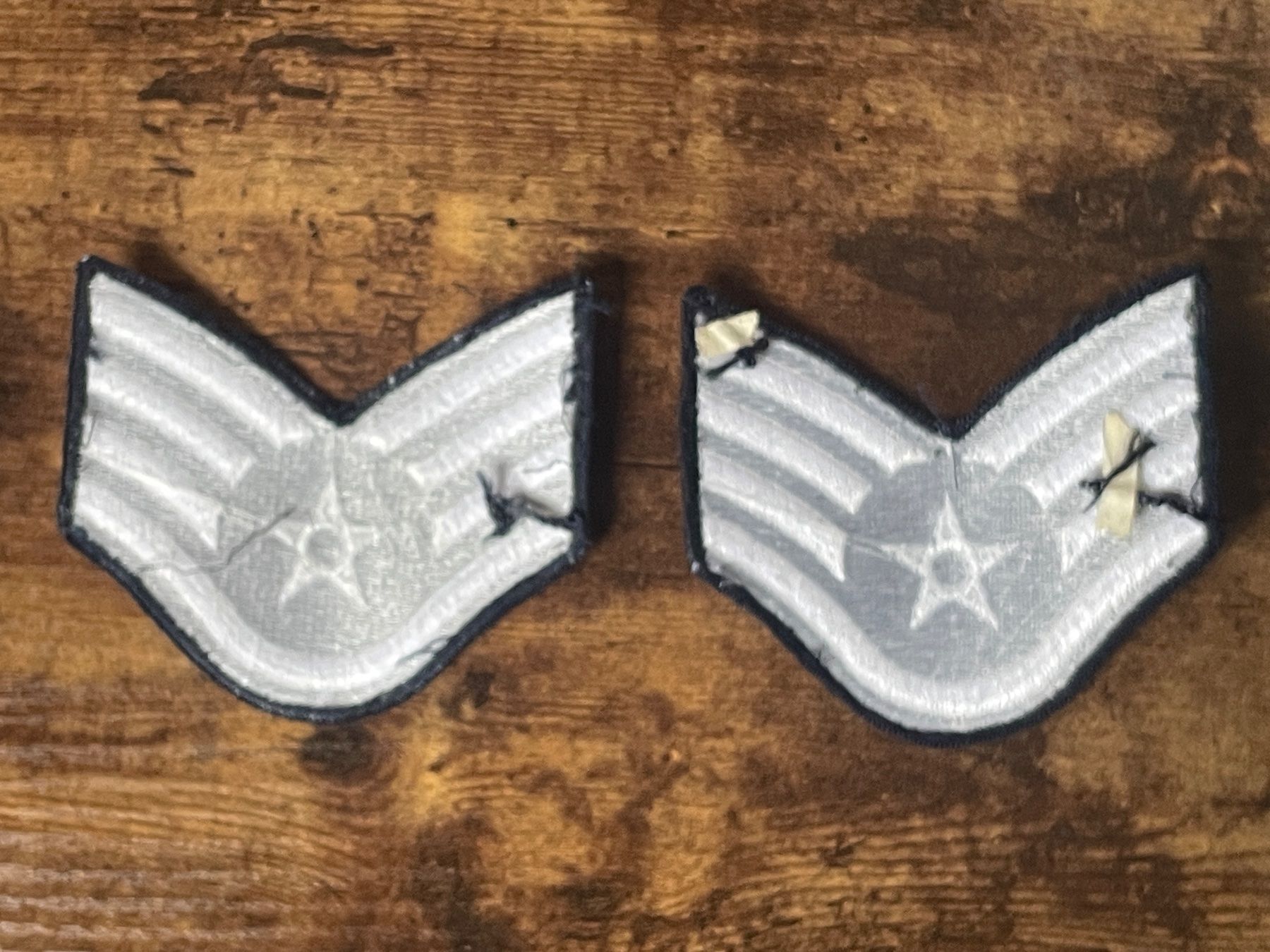 Patches: 2 Rangabzeichen Staff Sergeant US Air Force – Neu (gemäss Beschreibung) aus Effingen von dinuspichi 1