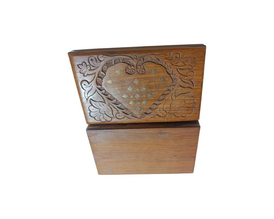 Articoli in legno: Vintage Holzschmuckkästchen mit Herzmuster – Usato da Emmen venduto da newcar4you 3