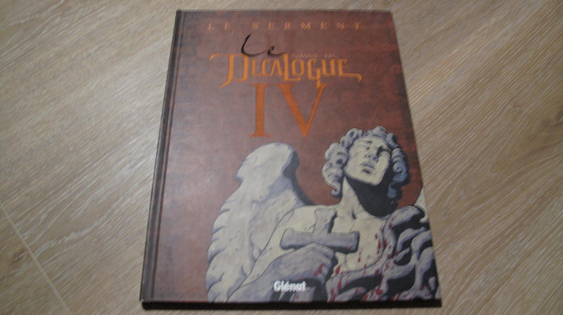 Fumetti: Le Decalogue #4 - Le Serment – Usato da Berg TG venduto da Volker-Kampfgarten