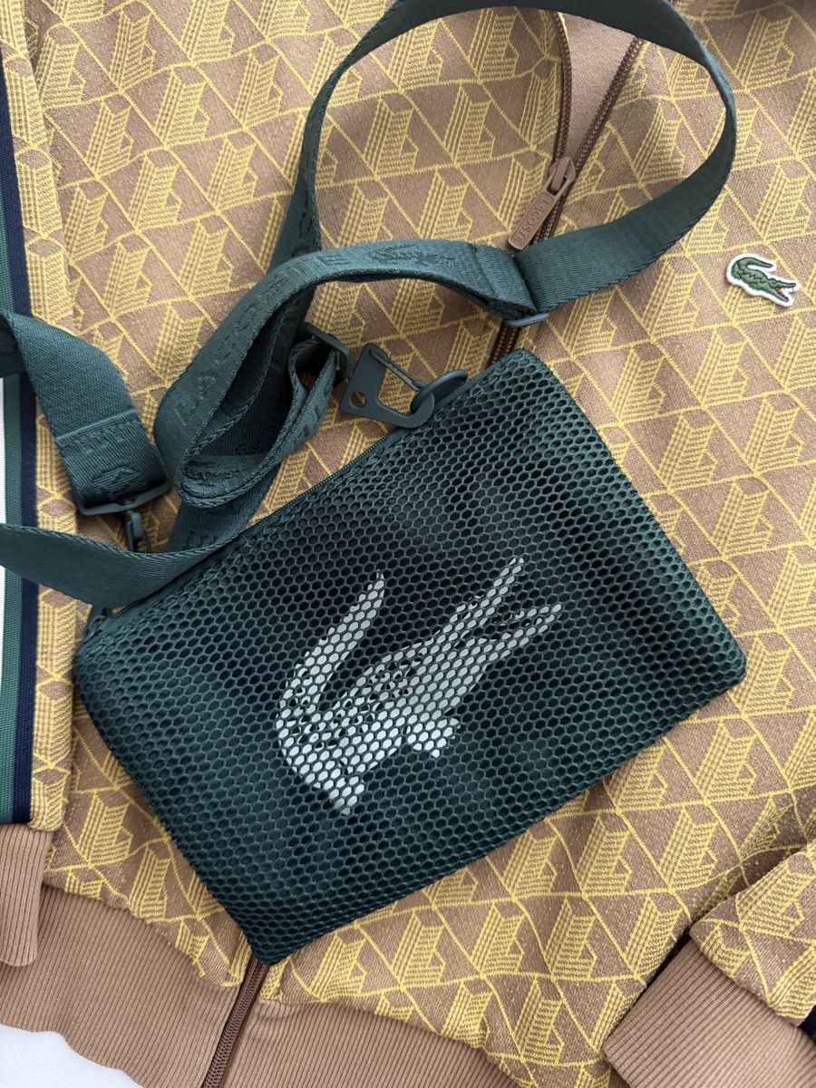 Lacoste Vestes: Lacoste Sweatjacke und Tasche – D'occasion à Ittigen par Elvis177 3