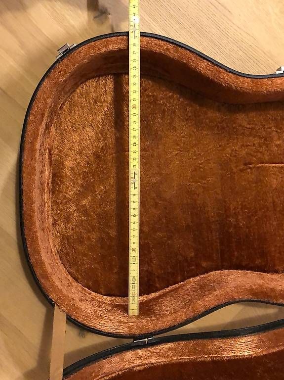 Strumenti musicali: Gitarrenkoffer schwarz – Usato da Wolfertswil venduto da cschoene 1